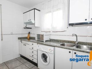 Villa 3 dormitorios con piscina a 500m de la playa - ES-320-10 - Roda de Bará - 1