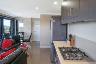 Ocean View Executive Apartment 4 - 6