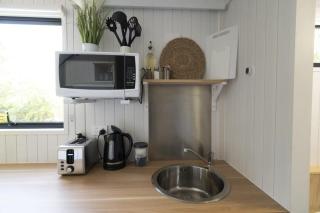 Tiny Away Benger Garden 2 by Tiny Away - Millers Flat - 5
