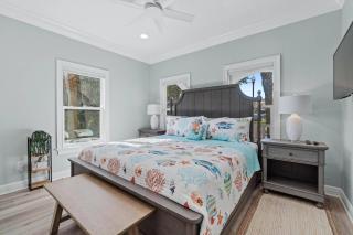 Calatrava Beach Cottage Sand Sun Repeat - Destin - 8