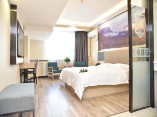 Super 8 Hotel Urumqi West Wuyi Road - Ürümqi - 6