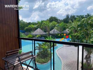 Warehouse18 Pool Cafe Resort - Surat Thani - 5