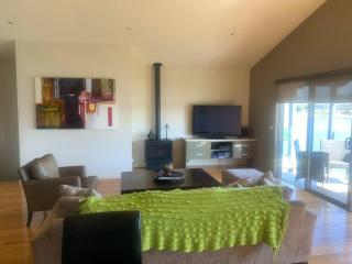 The Jetty Penthouse, Unit 9 - Nagambie - 4