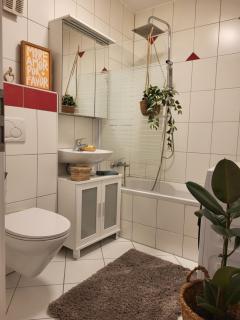 ALA Living Stadt-Schwärmer Apartment 10min zum Ulmer Münster & Ulmer Altstadt, WLAN & Arbeitsplatz - Neu-Ulm - 4