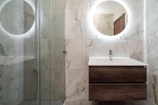 Designer 2BDR and 2Bath Near Sea Retreat! - Il-Gżira - 1