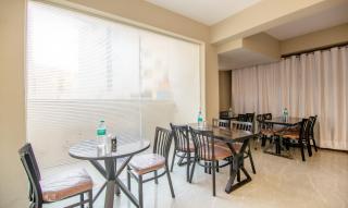 Treebo Elite Corporate, Sector 62 - Noida - 4