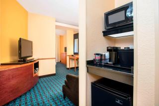 Fairfield Inn and Suites by Marriott Lakeland Plant City - Plant City - 3