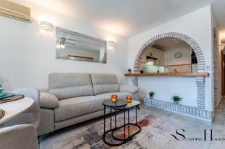 Poolside 2 Bedroom Retreat - Benalmádena - 2