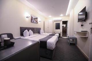 Hotel Royal Plaza - 7