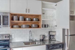 Blueground South Lake Union space needle views SEA-709 - 6