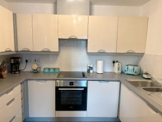 Blueberry Tree Serviced Apartment - Cambridge - 7