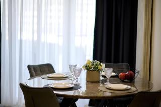 ADore Seaside Apartment in Infinity Beach Resort - Mamaia - 4