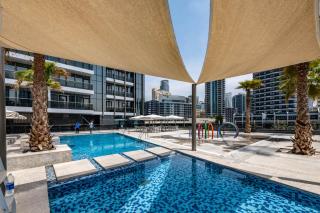 Chic and Contemporary Studio at Sparkle Tower - 10AB6 - Dubai - 2