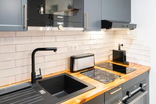 Meynadier Premium 2BR Refurb 2023 Olam Properties - 3