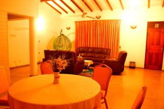 The Kings Villa. - 4