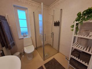 House in Trångsund, 15 min south of Stockholm, free parking, - Trångsund - 3