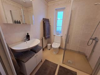 House in Trångsund, 15 min south of Stockholm, free parking, - Trångsund - 2