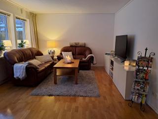 House in Trångsund, 15 min south of Stockholm, free parking, - Trångsund - 1