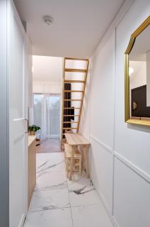 Nadolnik Apartment with Mezzanine - Poznań - 9