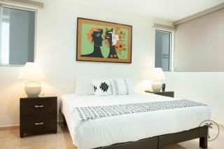 Spacious Apartment with Private Balcony & Ocean View - Brujas - 2