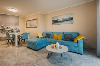 BLUEMARINE - Umag - 2