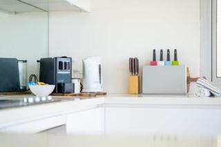 Chiton On The Rocks - A Breezy Beachfront Escape - 3