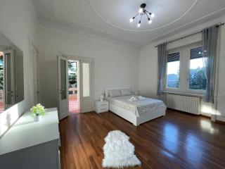 BG Central President Suite con parcheggio - Vista Città Alta - 0