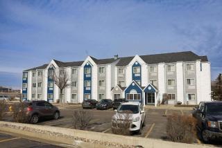 Microtel Inn & Suites by Wyndham Sioux Falls - 2
