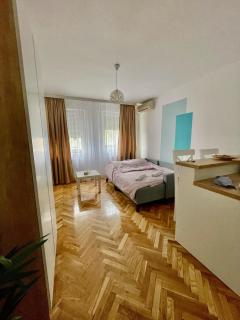 Blue Square Corner - Novi Sad - 6
