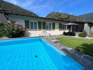 Casa Medusa - con piscina, a 2 minuti dalla stazione - Verscio - 0