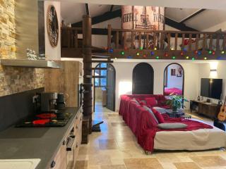 La belle Maison d'Hôtes d'Aurélie avec SPA professionnel en pleine campagne et proche de tout - Roquemaure - 7