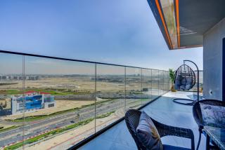 Serene City Stays Binghatti Canal Luxe 2BR - Dubai - 4