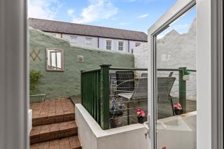Tenby Cwtch - Short Walk to Beach - Tenby - 6