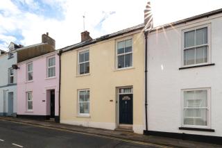 Tenby Cwtch - Short Walk to Beach - Tenby - 5