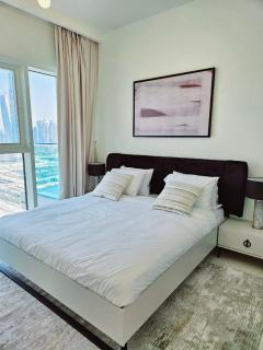 Stunning 2BR with Panoramic Sea View in Beachfront - 24AB07 - Dubai - 8