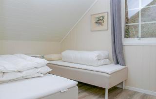 3 Bedroom Cozy Home In Sjernarøy - Sjernarøy - 4