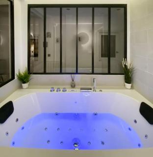 L'Amanté Spa -Balnéo -Vieux Lyon - Lione - 3
