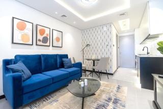 Classy and Bright - Studio - JLT - 3