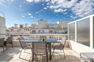 Juan Les Pins ENTRE CIEL ET MER , dernier étage avec terrasse - Antibes - 4