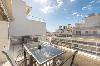 Juan Les Pins ENTRE CIEL ET MER , dernier étage avec terrasse - Antibes - 3