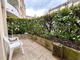 T1 Confortable à 2 Pas du Centre d'Annecy avec Parking et Terrasse - FR-1-432-44 - Annecy - 2