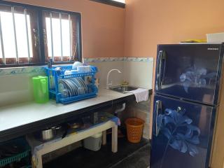 Red octopus villa - 1