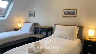 Luna's Seaview Apartment Sleeps 4 Parking Beach - 3