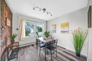 Modern & Quant KOP 3 Bed/1 ba - King of Prussia - 6