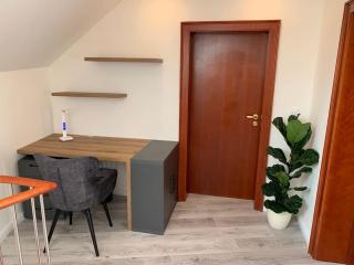 Luxusný apartmán pri jazere - free parking - Bratislava - 2