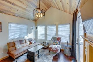 Cozy and Restful Cabin, Steps to Lake Almanor - Lake Almanor - 7