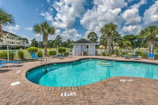 2 Mi to Shore Myrtle Beach Condo with Pool! - 8
