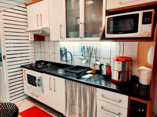 Apt w balcony and barbecue 260m Praia Brava COI302 - 1