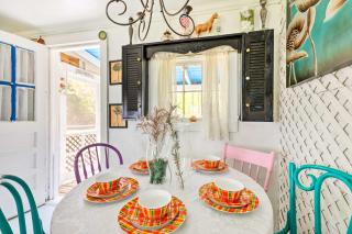 Oceanfront White Stone Cottage with Private Beach! - White Stone - 5