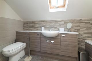 Piggery Cottage - 1